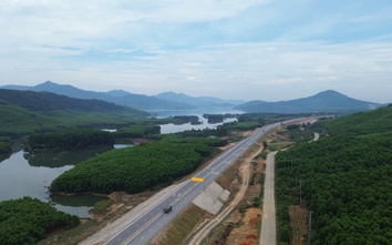 Xem xét khen thưởng nhà thầu nhiều sáng kiến trong thi đua hoàn thành 3.000km cao tốc