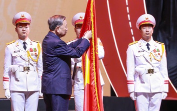 Tổng Bí thư Tô Lâm trao tặng Huân chương Hồ Chí Minh cho Báo chí cách mạng Việt Nam