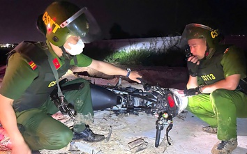 Cảnh sát 113 Đà Nẵng nổ súng chỉ thiên truy bắt nhóm thanh niên mang hung khí dạo phố