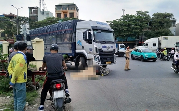 Bản tin TNGT 3/6: Nữ sinh 23 tuổi tử vong sau va chạm với xe tải ở Hà Nội