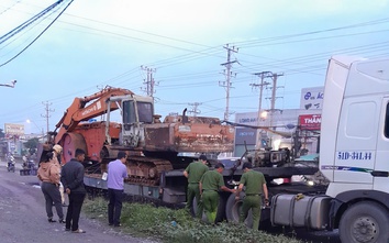 Long An: Tự té trên QL1, hai người đi xe máy bị xe container cán tử vong