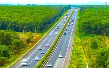 Bộ Xây dựng phản hồi kiến nghị bất cập biển báo giao thông