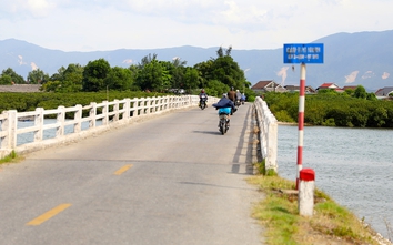 Nguy cơ sập cầu từ hai tuyến huyết mạch ở Hà Tĩnh