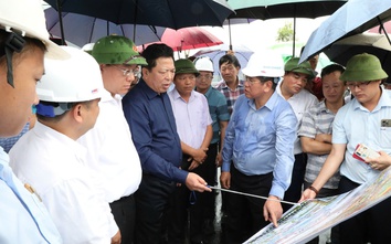 Bộ trưởng Trần Hồng Minh kiểm tra tuyến dự án đường sắt Lào Cai - Hà Nội - Hải Phòng