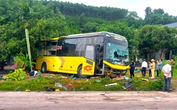 Vụ lật xe khách khiến 10 người tử vong: Đề nghị kiểm tra đơn vị vận tải