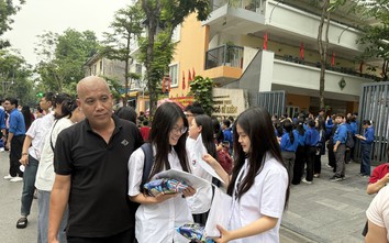 Bộ GD&ĐT công bố đáp án chính thức môn Toán thi tốt nghiệp THPT 2025