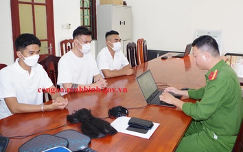 Ninh Bình: Công an làm việc với 3 người dàn dựng clip sai sự thật trên xe Mercedes