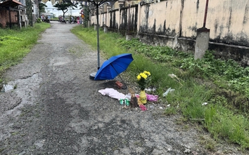 Phát hiện thi thể bé gái sơ sinh còn nguyên dây rốn trong hẻm