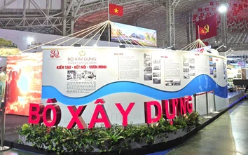 Tự hào được góp sức cho triển lãm trưng bày thành tựu 80 năm của ngành Xây dựng