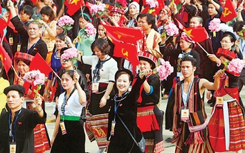 Sức mạnh vô địch của “pháo đài lòng dân”