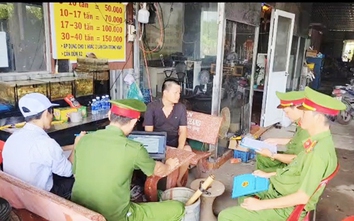 Đồng Tháp phát hiện cơ sở kinh doanh đổ chất thải rắn ra môi trường