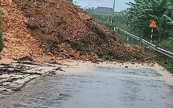 Lạng Sơn: Hơn 200 điểm đường giao thông bị sạt lở, ách tắc