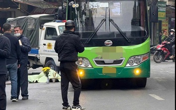 Bản tin TNGT 20/1: Va chạm với xe buýt, nữ sinh 21 tuổi tử vong tại chỗ