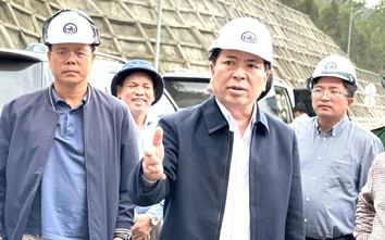 Minister Tran Hong Minh orders Quy Nhon–Chi Thanh Expressway main lane to open by Jan 31