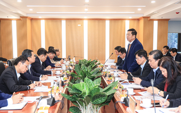 Minister Tran Hong Minh calls for early approval of Son La–Dien Bien expressway policy