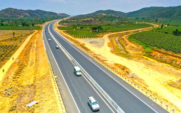 Phương tiện được chạy tốc độ tối đa 120km/h trên cao tốc Phan Thiết - Dầu Giây