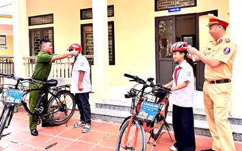 Ninh Bình: Tuyên truyền an toàn giao thông tới 1.800 cán bộ và học sinh
