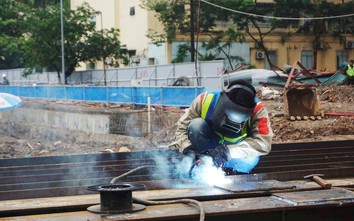 Hà Nội tăng cường kiểm tra, xử lý nghiêm vi phạm an toàn lao động các công trình xây dựng