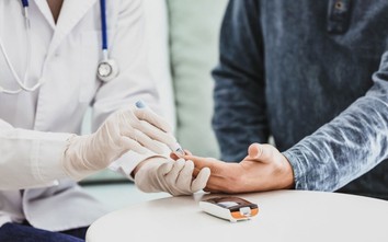 Nhiều biến chứng khi người trẻ mắc tiểu đường