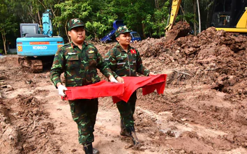 Sau lễ an táng 731 liệt sĩ, tìm thấy thêm 8 hài cốt tại Công viên Lê Thị Riêng