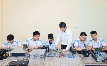 Giáo viên dạy thực hành nghề có thể được cấp chứng chỉ qua đánh giá trực tiếp