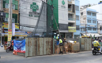 Metro số 2 đồng loạt dựng rào, nhiều tuyến đường TP.HCM đổi luồng từ 10/10