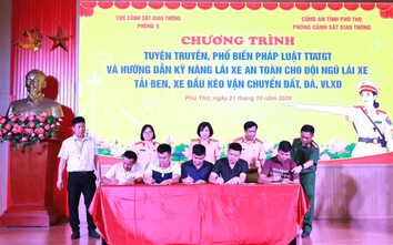 Phú Thọ: Hướng dẫn kỹ năng lái xe an toàn cho hơn 100 tài xế xe tải, xe đầu kéo
