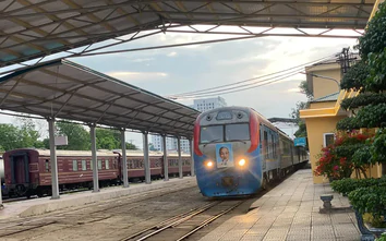 Tàu khách Hà Nội - Nam Ninh chạy hằng ngày, giá vé hơn 1 triệu đồng