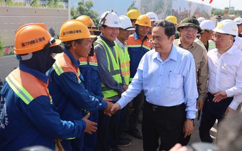 Chủ tịch Quốc hội Trần Thanh Mẫn kiểm tra dự án APEC tại Phú Quốc