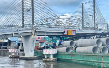 Sà lan va chạm khiến nhịp giữa cầu ở Cà Mau bị lệch: Đề xuất 3 phương án khắc phục