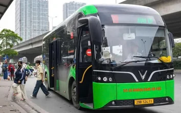 Người làm việc tại khu công nghệ cao Hà Nội sắp được miễn vé tháng giao thông công cộng