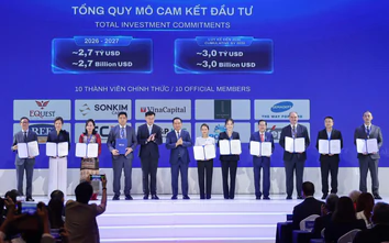 10 thành viên đầu tiên cam kết huy động vốn tỷ USD tại TP.HCM
