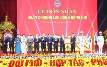Hiệp hội doanh nghiệp TP Bắc Ninh đón nhận Huân chương lao động hạng Nhì