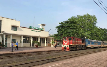 Từ hoài nghi đến hiệu quả: Những đoàn tàu riêng cho người đi làm