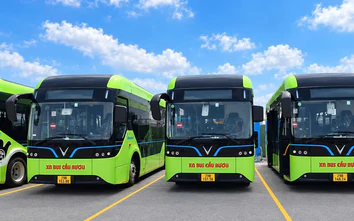Xe buýt điện nối dài hành trình chuyển đổi xanh của Transerco