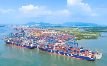 Mở rộng “đường băng” ưu đãi, tiếp sức hàng hải và đường thủy phát triển xanh