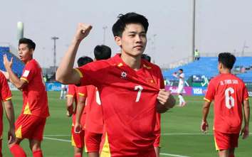 Trụ cột đội tuyển Việt Nam báo tin vui cho HLV Kim Sang-sik
