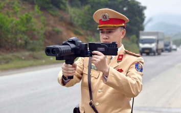 CSGT Hà Nội khuyến cáo các tài xế về quê đón Tết chú ý biển báo, tránh bị phạt