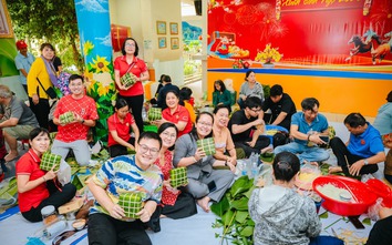 Giữ lửa nồi bánh nghĩa tình: Không khí đón Tết rộn ràng khắp các tỉnh phía Nam