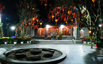 Không khí linh thiêng, tĩnh lặng đêm Giao thừa tại Đền Hùng