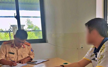 Cà Mau: Xử lý thanh niên chạy xe không đội mũ bảo hiểm, đăng TikTok câu view
