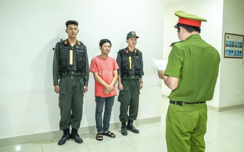 TP.HCM: Khởi tố 2 đối tượng mang hung khí đánh nhau ở ngã tư