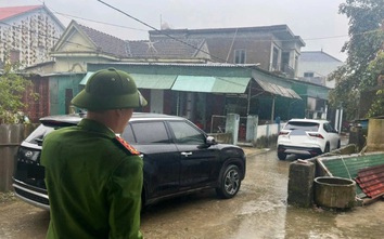 Hà Tĩnh: Xử phạt 5 triệu đồng với chủ xe trong vụ xe bị "chặn đầu, khóa đuôi"