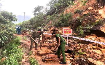 Quảng Ngãi: Khẩn trương thông đường liên xã, đảm bảo giao thông trước thềm bầu cử