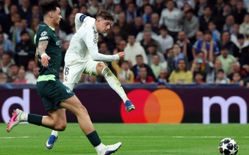 Valverde lập hat-trick, Real Madrid đè bẹp Man City