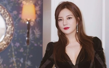 Triệu Vy tiếp tục bị đóng băng hàng chục tỷ đồng