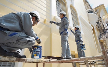 Để giữ màu sơn cho ngôi nhà bền đẹp