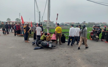 Phú Thọ: Va chạm giữa xe máy và xe đạp điện làm một học sinh tử vong thương tâm