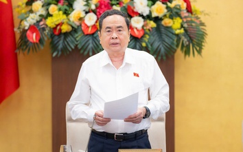 Chủ tịch Quốc hội: Chuẩn bị chu đáo để việc chuyển giao giữa hai nhiệm kỳ thông suốt