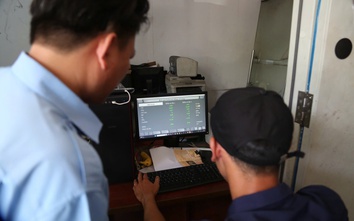 TP.HCM: Ngày đầu cấp đăng kiểm điện tử, hệ thống quá tải, hồ sơ xử lý chậm